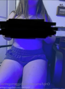 8268544