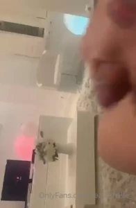 10061601