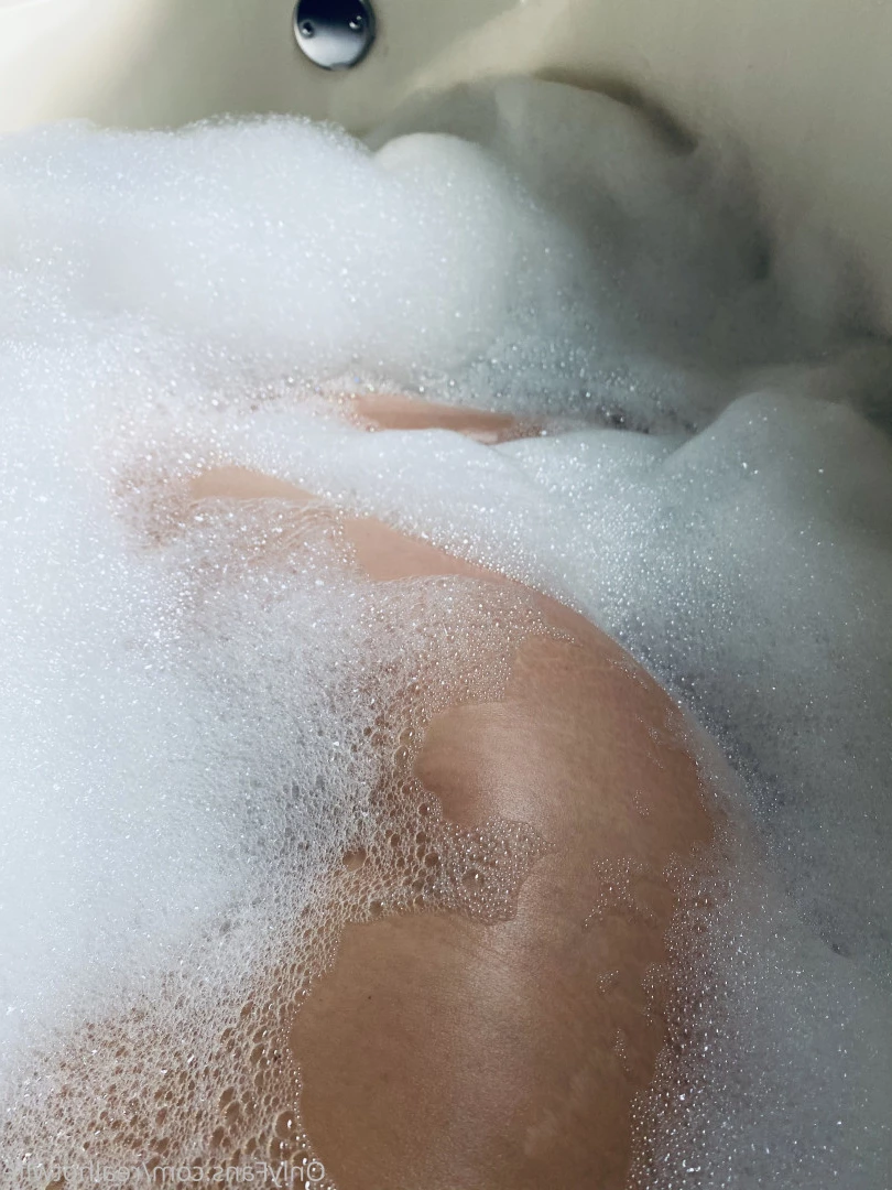 realhotwife Onlyfans leaked photo 10130913 on Hotleaks.tv