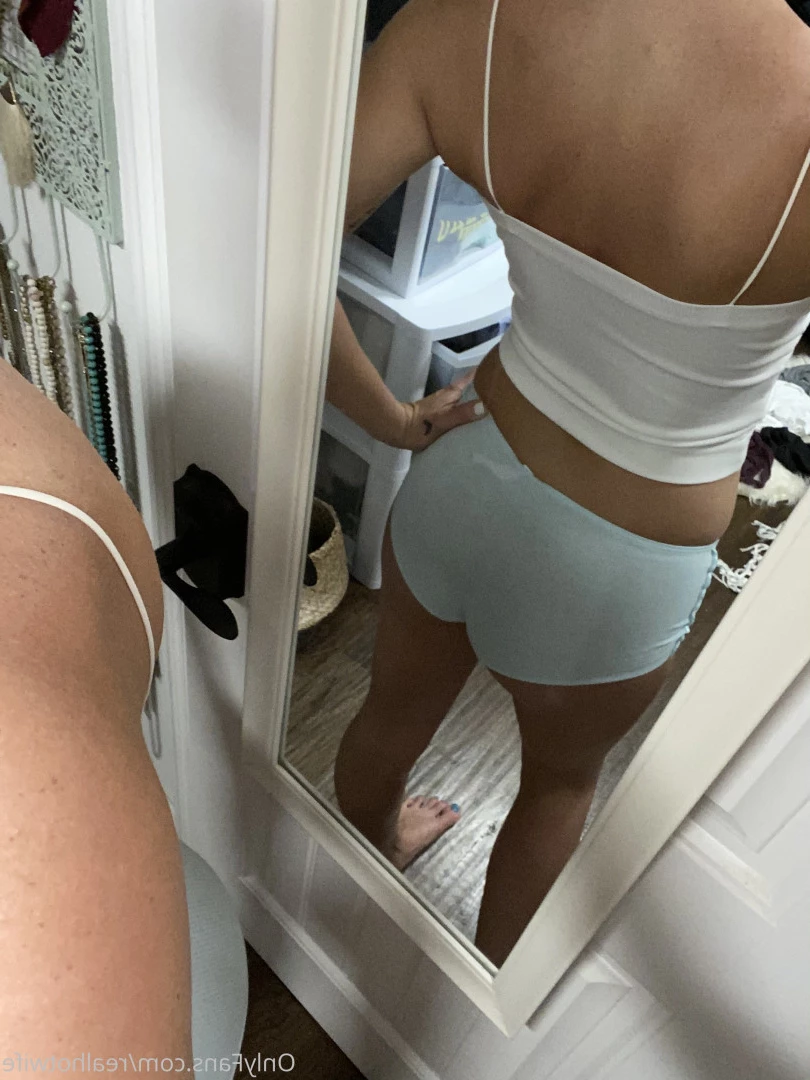 realhotwife Onlyfans leaked photo 10135549 on Hotleaks.tv