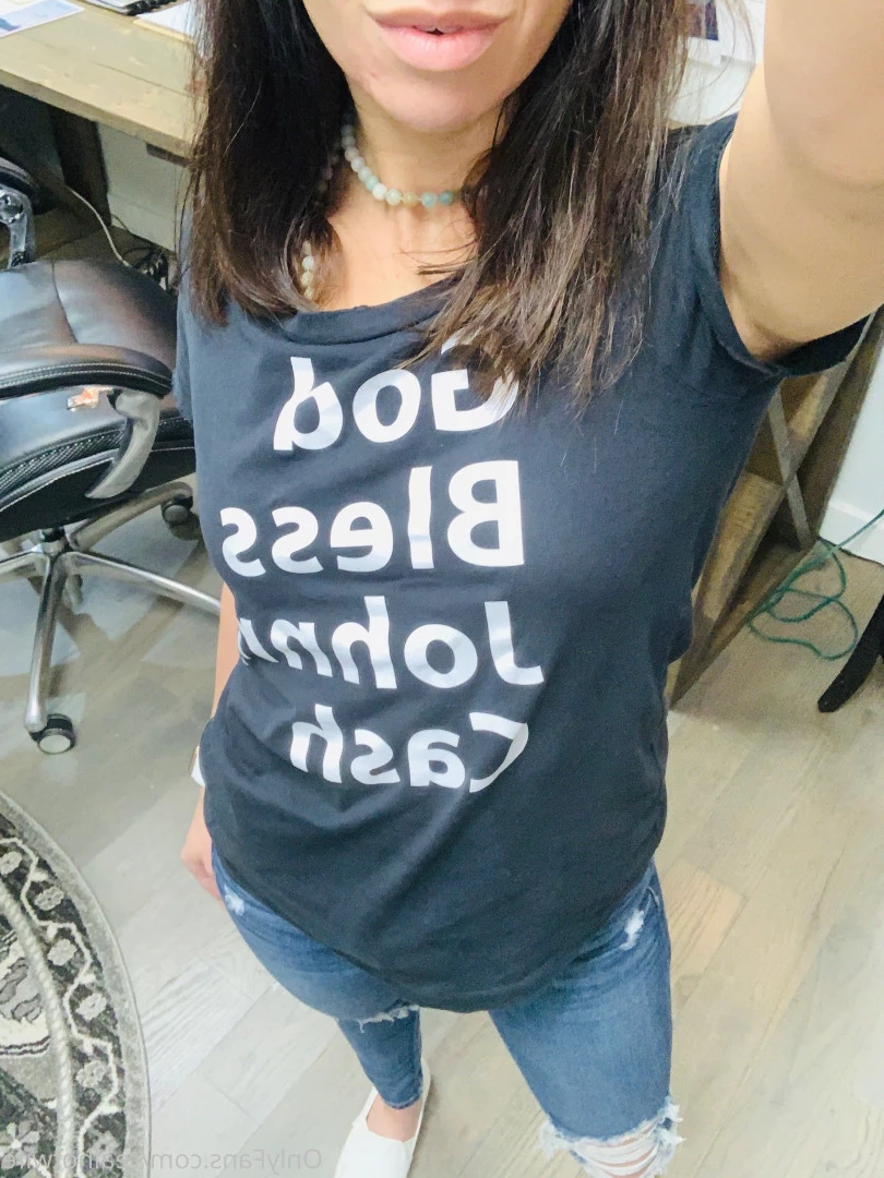 realhotwife Onlyfans leaked photo 10136793 on Hotleaks.tv