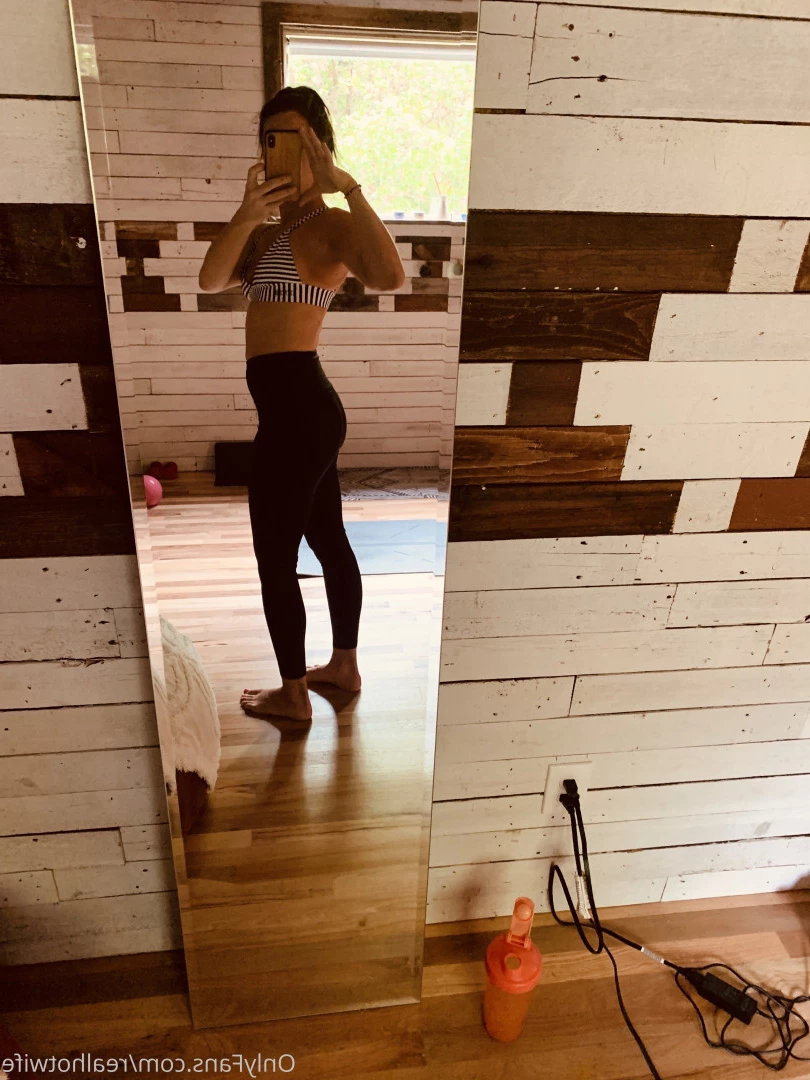 realhotwife Onlyfans leaked photo 10144632 on Hotleaks.tv