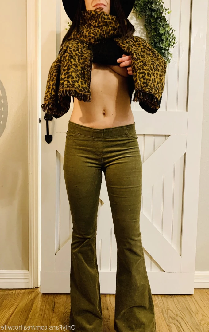 realhotwife Onlyfans leaked photo 10145324 on Hotleaks.tv
