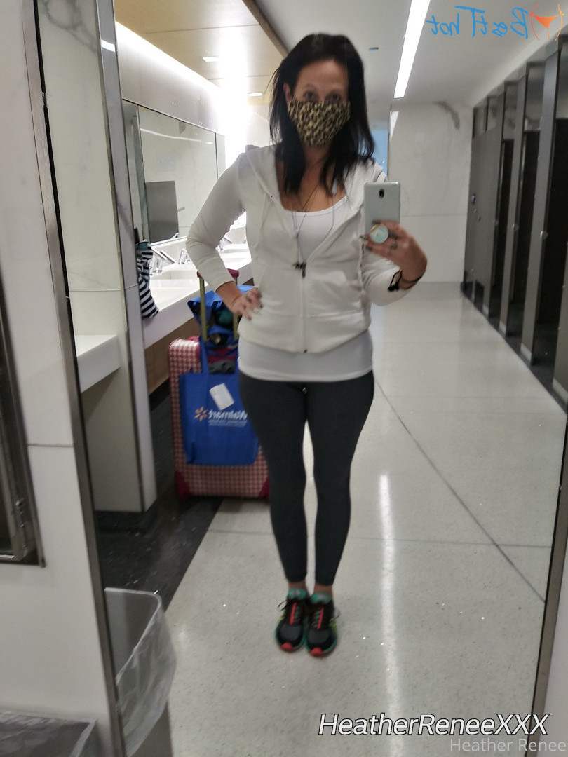Renee Quinn, d*ck damsel [ reneequinnxxx ] Onlyfans leaked photo 16981489 on Hotleaks.tv