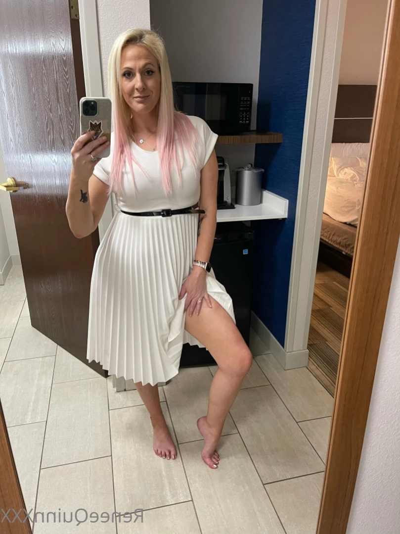 Renee Quinn, d*ck damsel [ reneequinnxxx ] Onlyfans leaked photo 16172349 on Hotleaks.tv