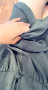 10049272