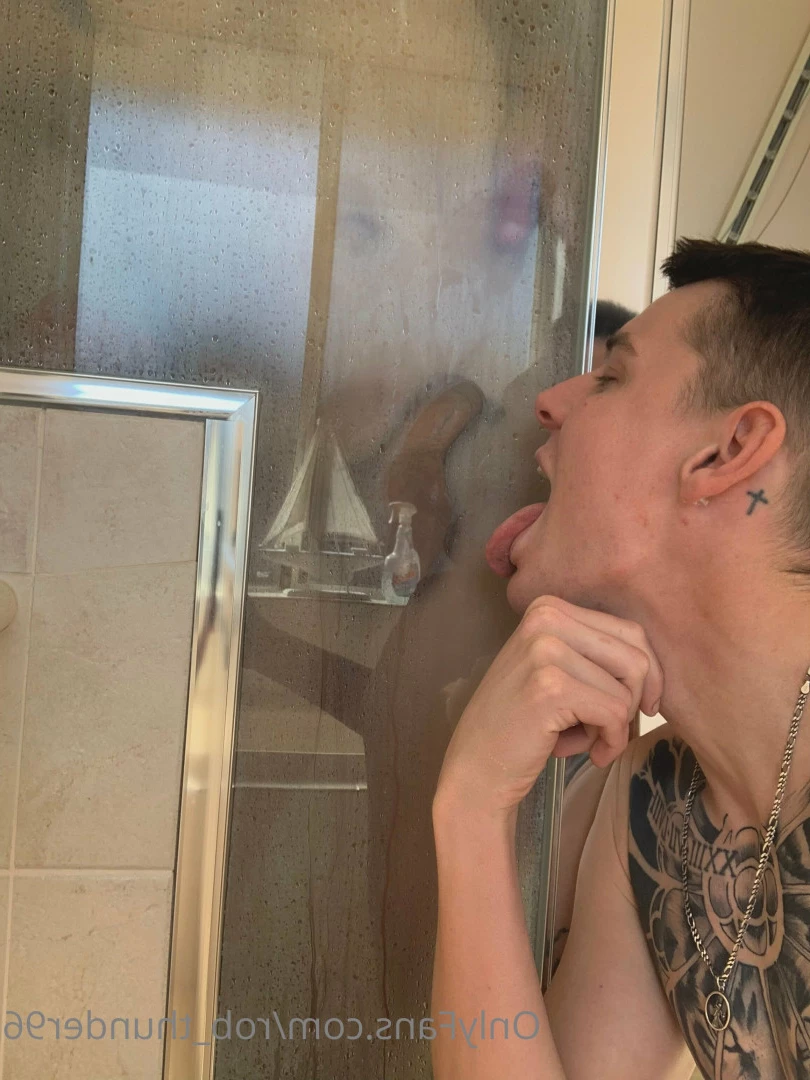 Rob [ rob_thunder96 ] Onlyfans leaked photo 9679246 on Hotleaks.tv