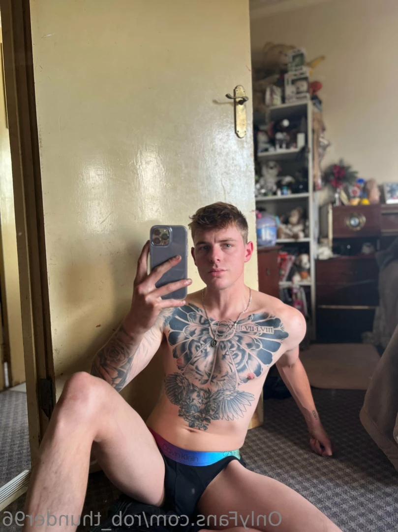 Rob [ rob_thunder96 ] Onlyfans leaked photo 12254405 on Hotleaks.tv