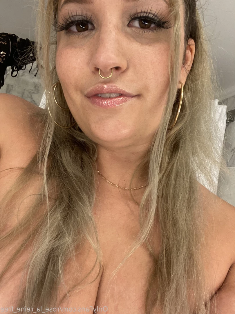 🌹𝓡𝓸𝓼𝓮 🌹 FULL VIDEOS ON WALL [ rose_la_reine_vip ] Onlyfans leaked photo 10128582 on Hotleaks.tv