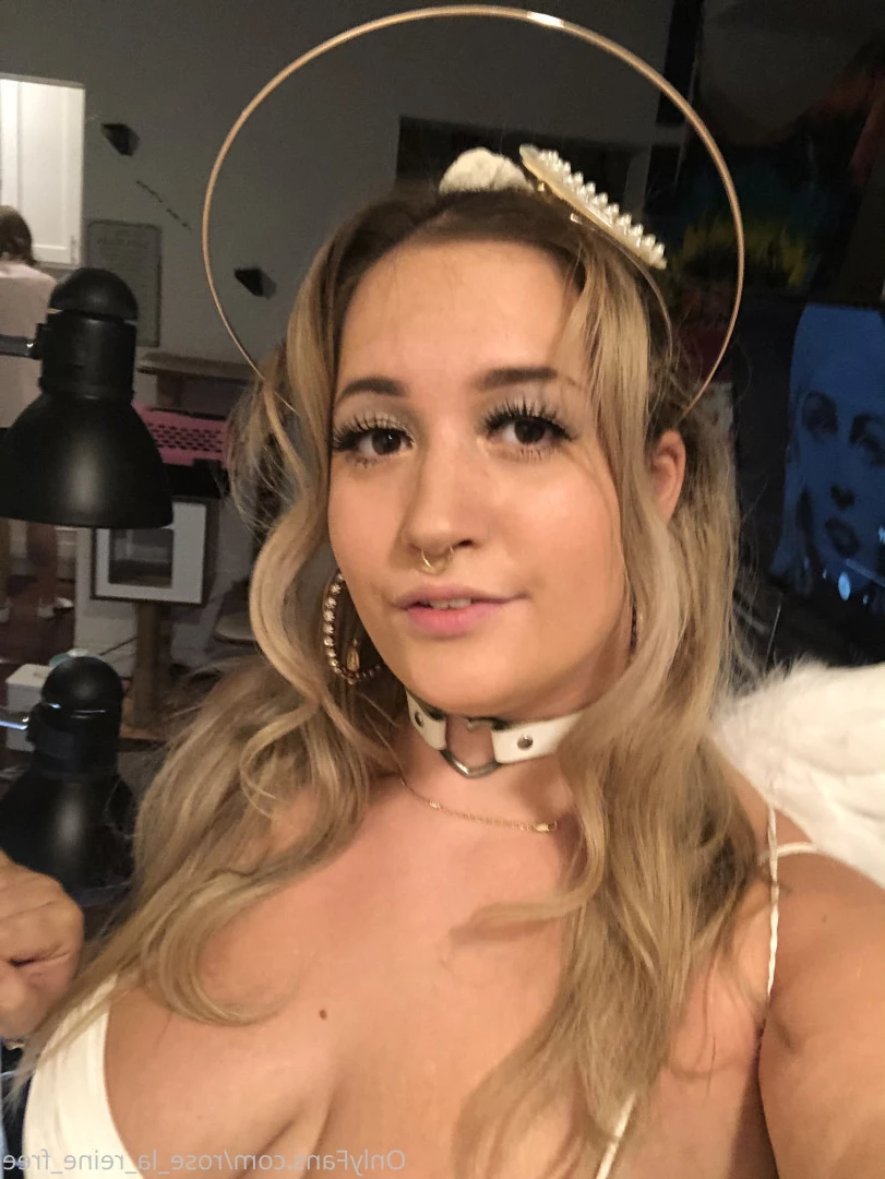 🌹𝓡𝓸𝓼𝓮 🌹 FULL VIDEOS ON WALL [ rose_la_reine_vip ] Onlyfans leaked photo 10132935 on Hotleaks.tv