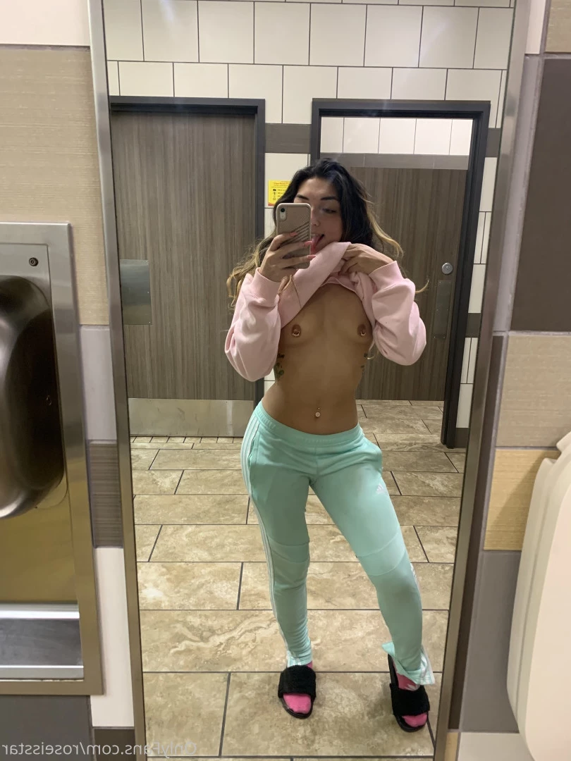 🌹Rose Isstar⭐️ [ roseisstar ] Onlyfans leaked photo 8293708 on Hotleaks.tv
