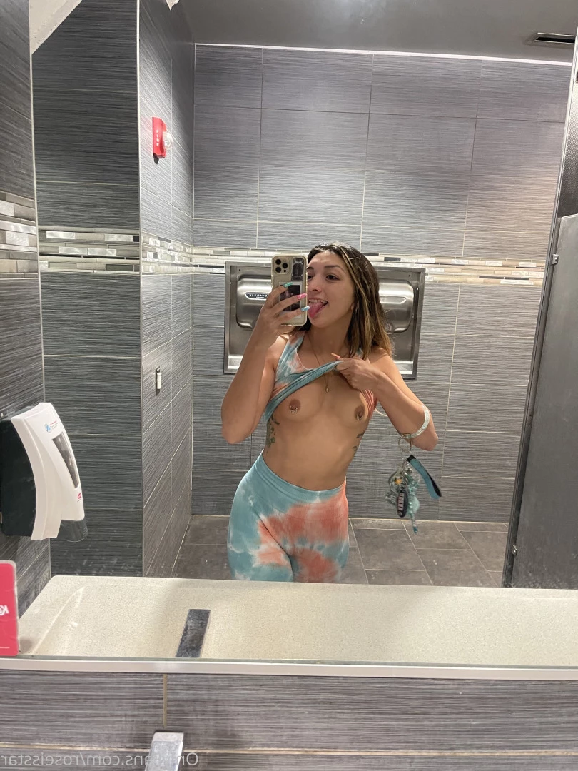 🌹Rose Isstar⭐️ [ roseisstar ] Onlyfans leaked photo 8295037 on Hotleaks.tv