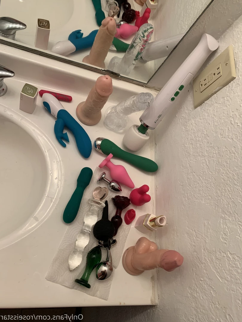 🌹Rose Isstar⭐️ [ roseisstar ] Onlyfans leaked photo 8297121 on Hotleaks.tv