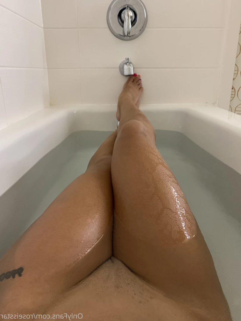 🌹Rose Isstar⭐️ [ roseisstar ] Onlyfans leaked photo 8300407 on Hotleaks.tv