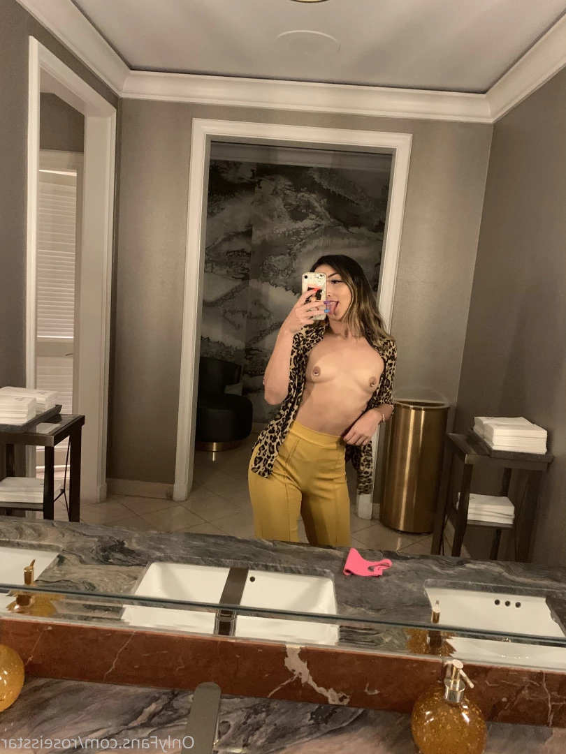 🌹Rose Isstar⭐️ [ roseisstar ] Onlyfans leaked photo 8301920 on Hotleaks.tv