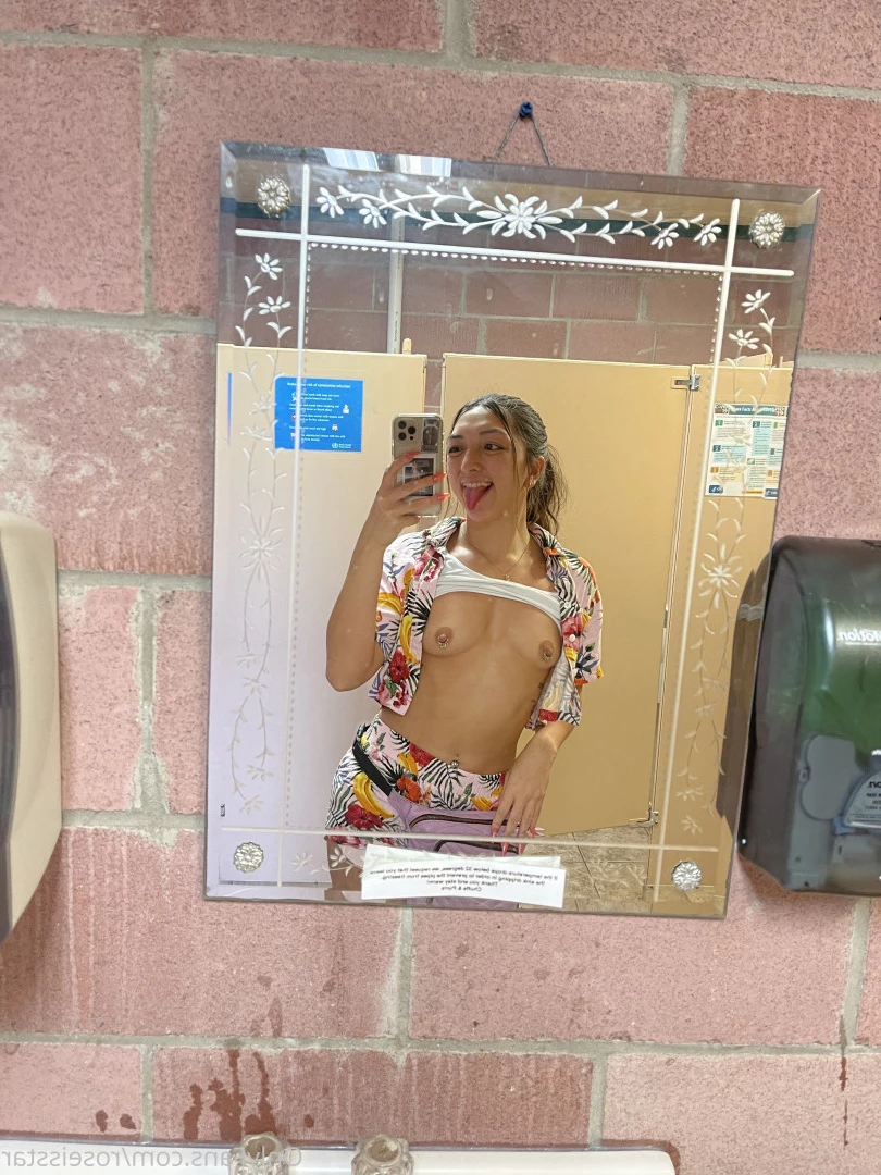 🌹Rose Isstar⭐️ [ roseisstar ] Onlyfans leaked photo 8318610 on Hotleaks.tv