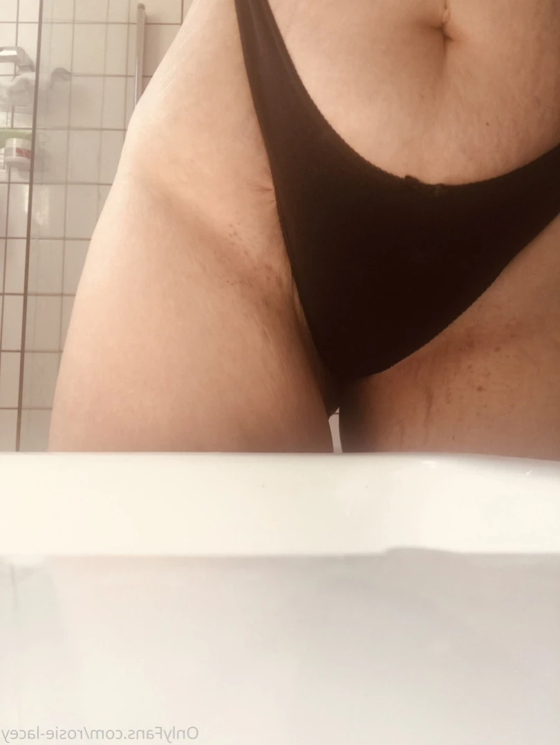 Rosie [ rosielacey2020 ] Onlyfans leaked photo 10943478 on Hotleaks.tv