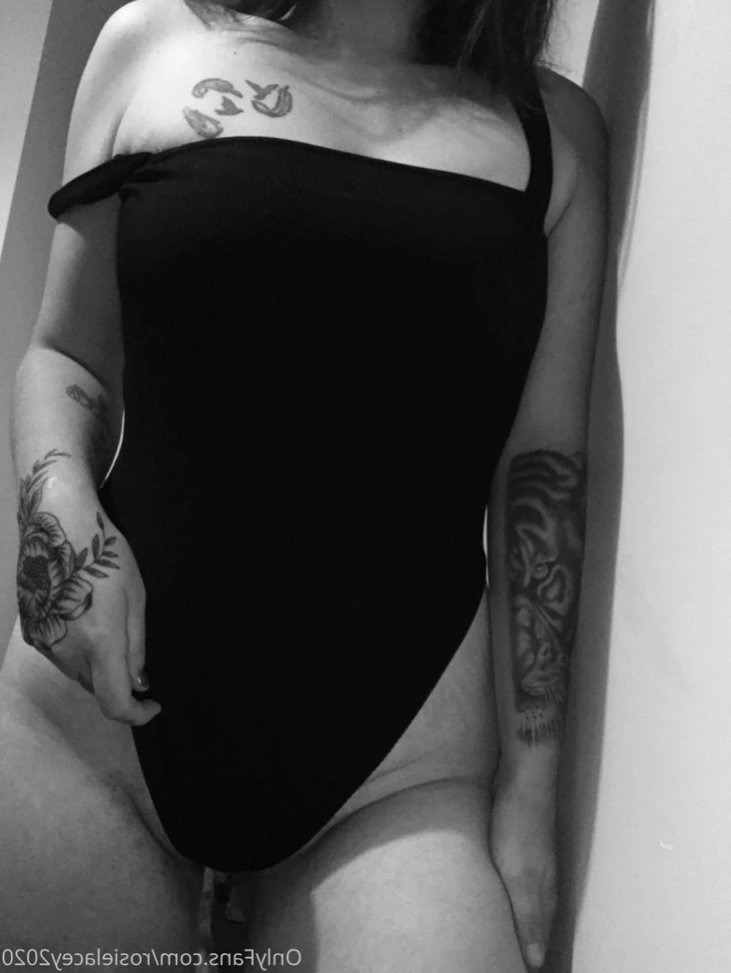 Rosie [ rosielacey2020 ] Onlyfans leaked photo 12244727 on Hotleaks.tv
