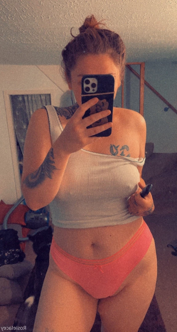 Rosie [ rosielacey2020 ] Onlyfans leaked photo 12255710 on Hotleaks.tv