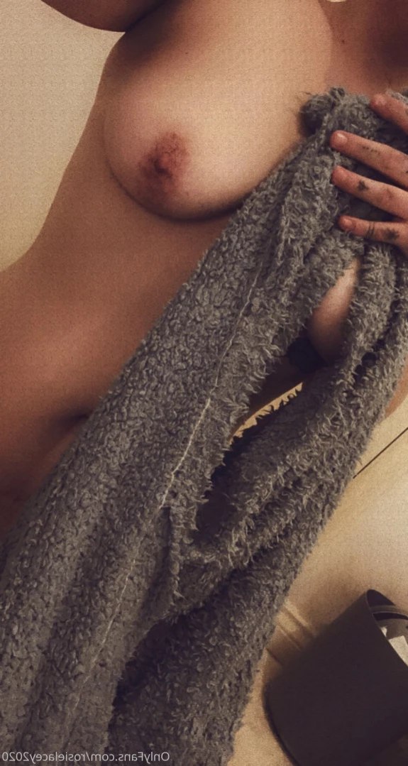 Rosie [ rosielacey2020 ] Onlyfans leaked photo 12255822 on Hotleaks.tv