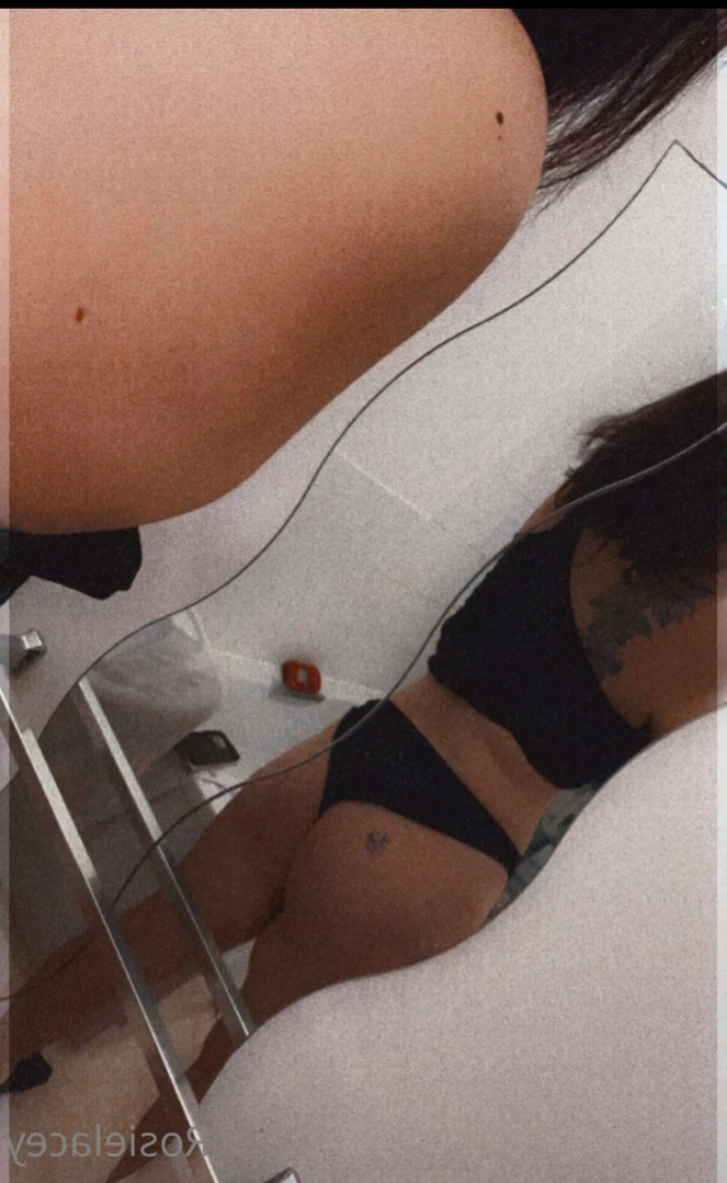 Rosie [ rosielacey2020 ] Onlyfans leaked photo 12974347 on Hotleaks.tv