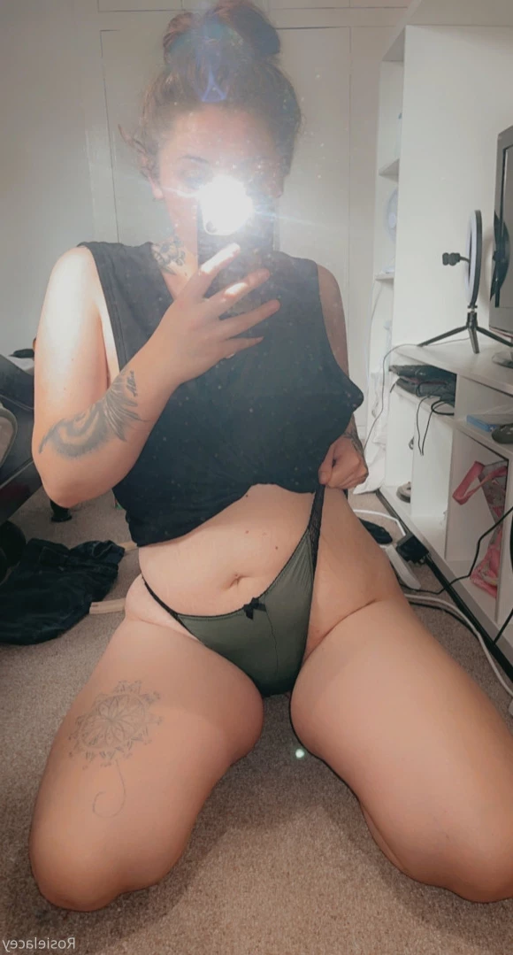 Rosie [ rosielacey2020 ] Onlyfans leaked photo 13990602 on Hotleaks.tv