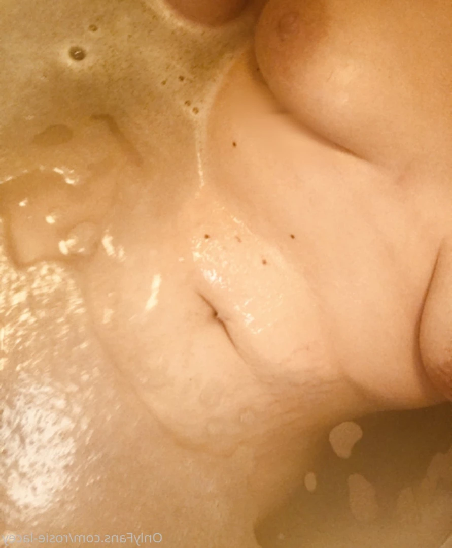 Rosie [ rosielacey2020 ] Onlyfans leaked photo 14776037 on Hotleaks.tv