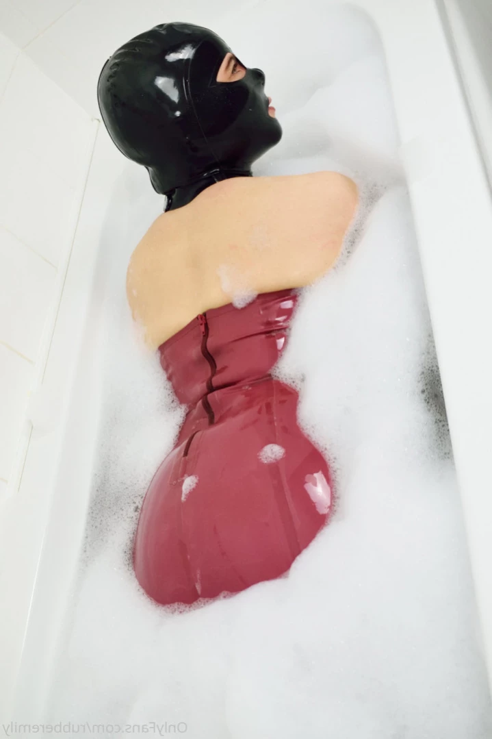 rubberemily Onlyfans leaked photo 12101158 on Hotleaks.tv