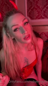 Seattle Dominatrix Ruby Enraylls [ rubyenraylls ] Onlyfans leaked video 10017322 on Hotleaks.tv