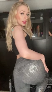 Seattle Dominatrix Ruby Enraylls [ rubyenraylls ] Onlyfans leaked video 10017781 on Hotleaks.tv