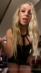 Seattle Dominatrix Ruby Enraylls [ rubyenraylls ] Onlyfans leaked video 10017875 on Hotleaks.tv