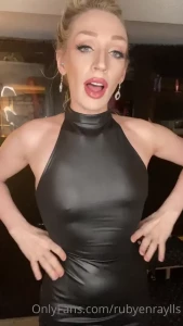 Seattle Dominatrix Ruby Enraylls [ rubyenraylls ] Onlyfans leaked video 10018257 on Hotleaks.tv