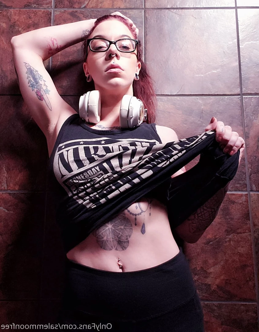 salemmoonfree Onlyfans leaked photo 8276354 on Hotleaks.tv