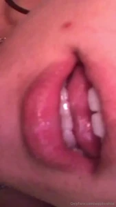 10004198