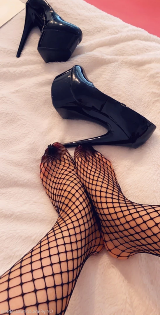 Sara Bella London [ sarabella ] Onlyfans leaked photo 8251740 on Hotleaks.tv