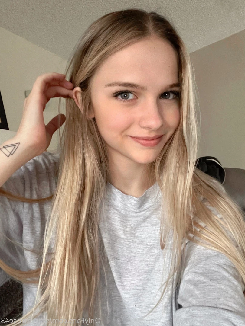 Scarlett Rose [ scarlettrose43 ] Onlyfans leaked photo 8148322 on Hotleaks.tv