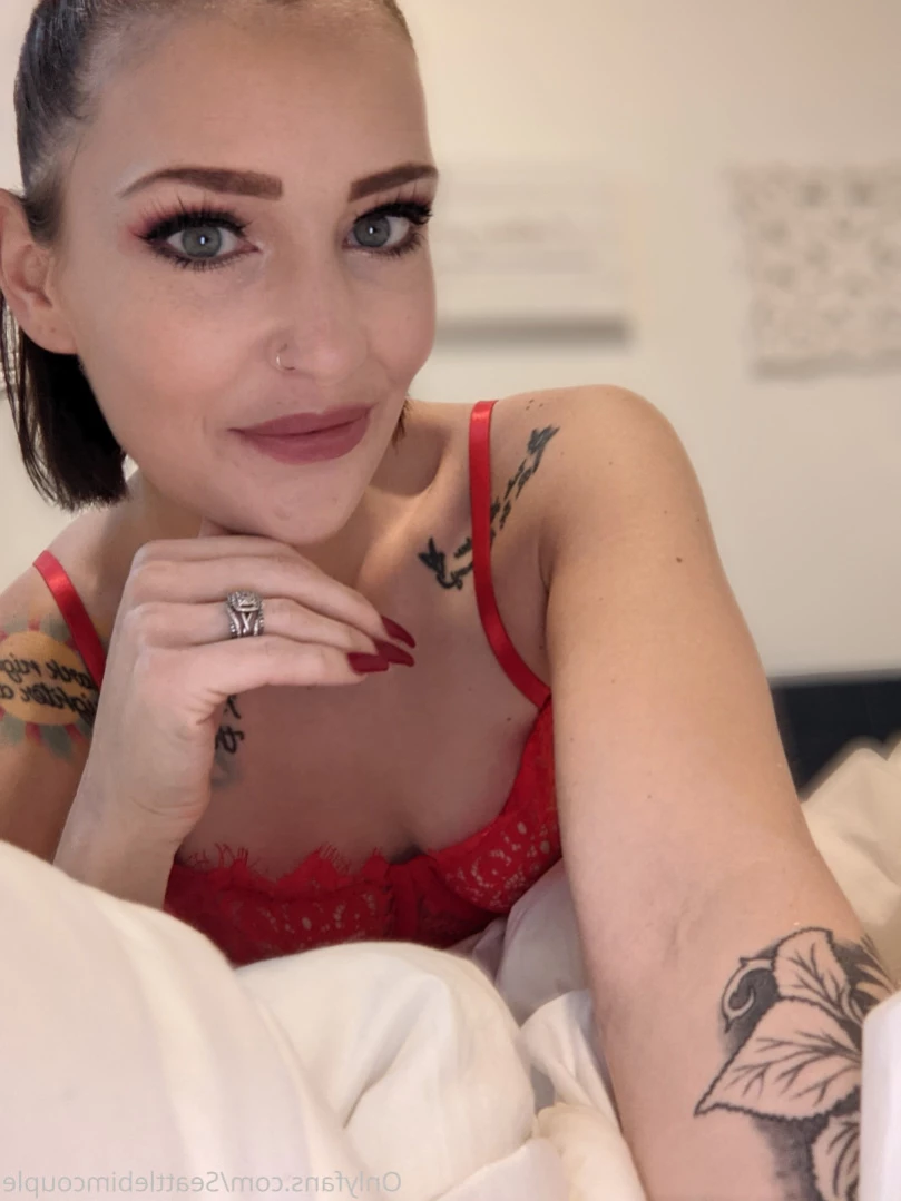 🌹Rhi Baby💗 [ seattlebimcouple ] Onlyfans leaked photo 12231020 on Hotleaks.tv