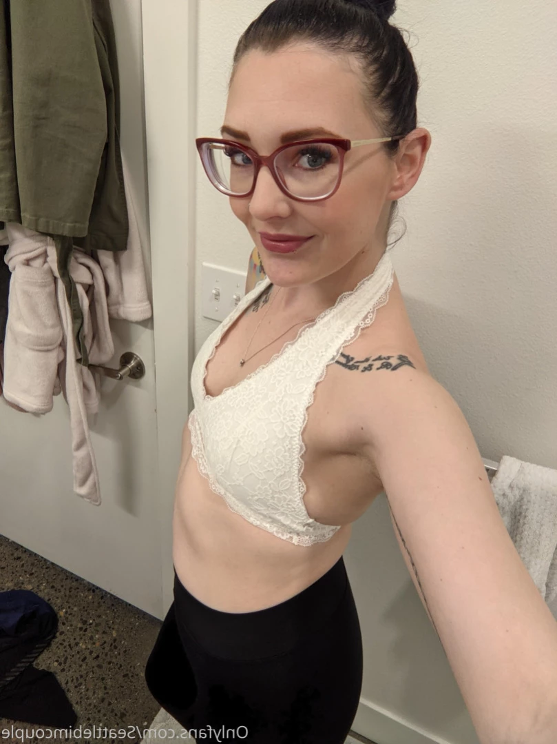🌹Rhi Baby💗 [ seattlebimcouple ] Onlyfans leaked photo 12231106 on Hotleaks.tv