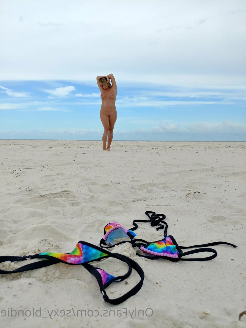 Bikini Nicole [ sexy_blondie ] Onlyfans leaked photo 8135401 on Hotleaks.tv