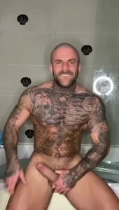 KING SIZE DICKS 🍆😋😈 [ kingsizedicks ] Onlyfans leaked video 9983915 on Hotleaks.tv