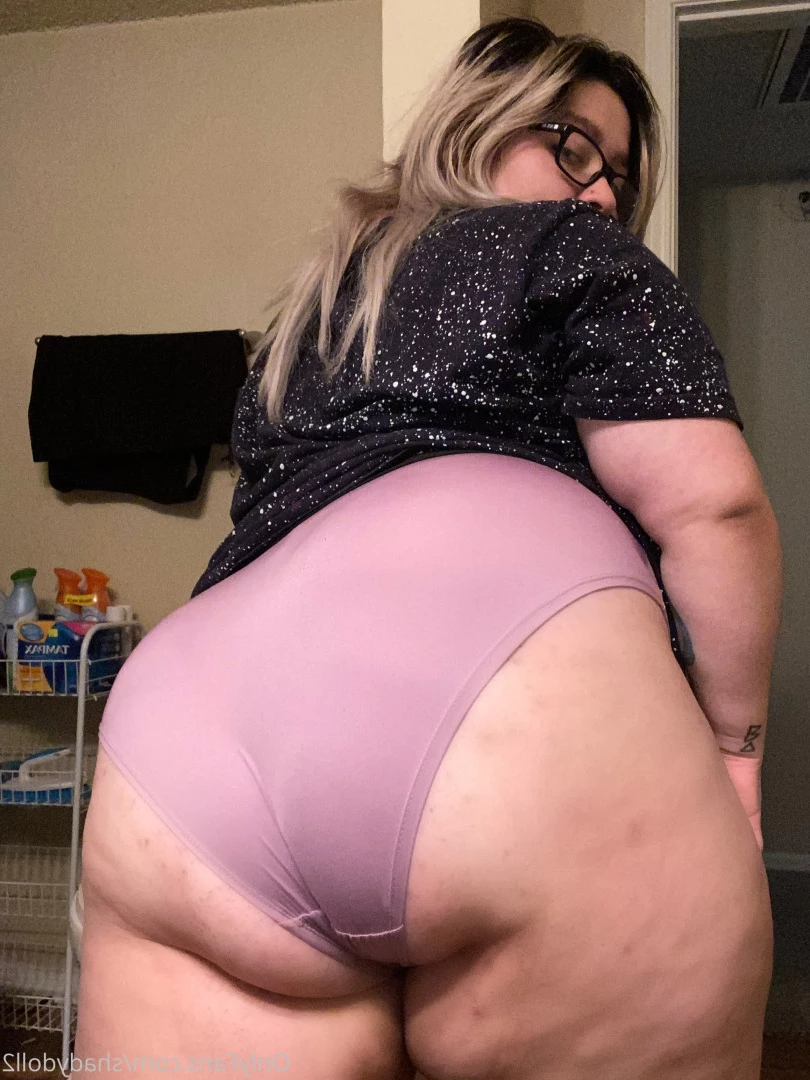 𝗬𝗢𝗨𝗥 𝗟𝗔𝗧𝗜𝗡𝗔 𝗚𝗜𝗥𝗟𝗙𝗥𝗜𝗘𝗡𝗗 🍑💖 [ shadydoll2 ] Onlyfans leaked photo 9965970 on Hotleaks.tv