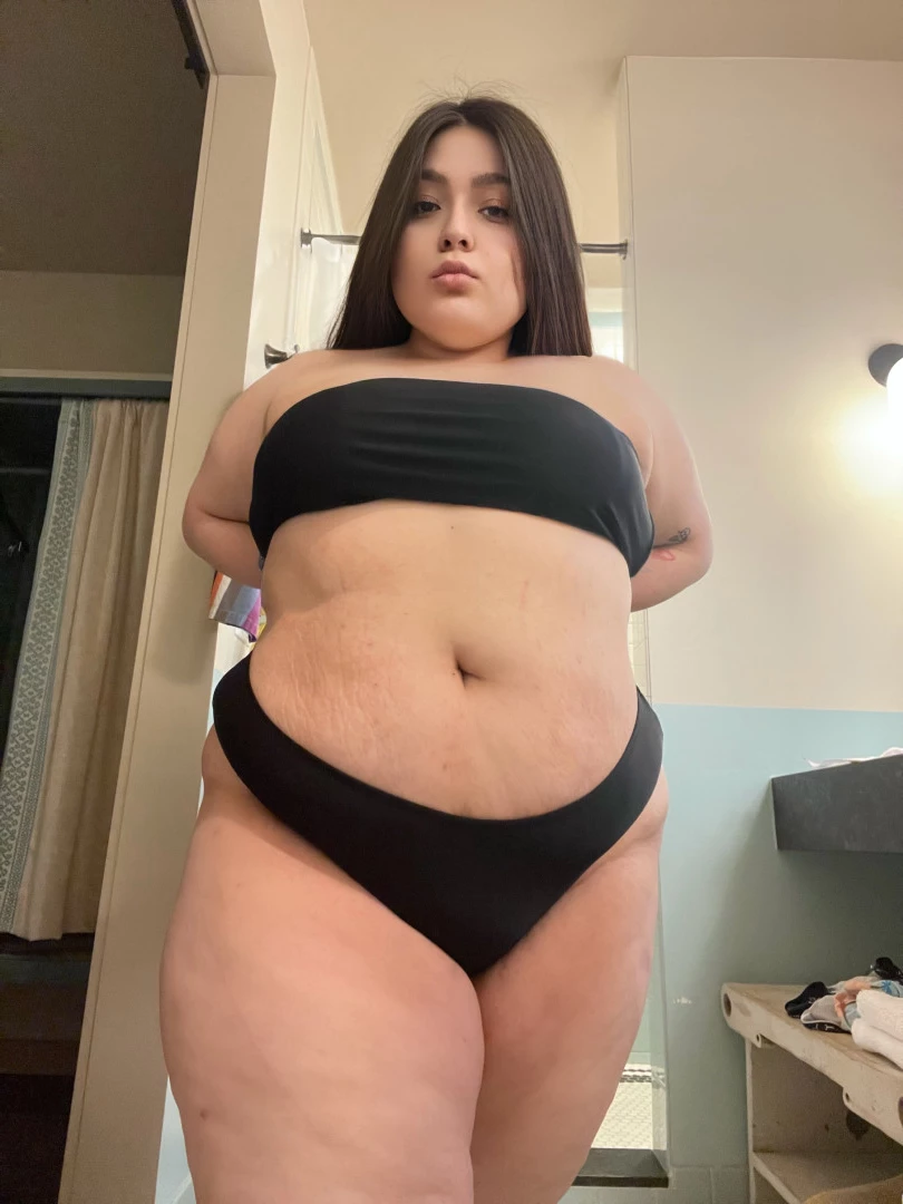 𝗬𝗢𝗨𝗥 𝗟𝗔𝗧𝗜𝗡𝗔 𝗚𝗜𝗥𝗟𝗙𝗥𝗜𝗘𝗡𝗗 🍑💖 [ shadydoll2 ] Onlyfans leaked photo 9966118 on Hotleaks.tv