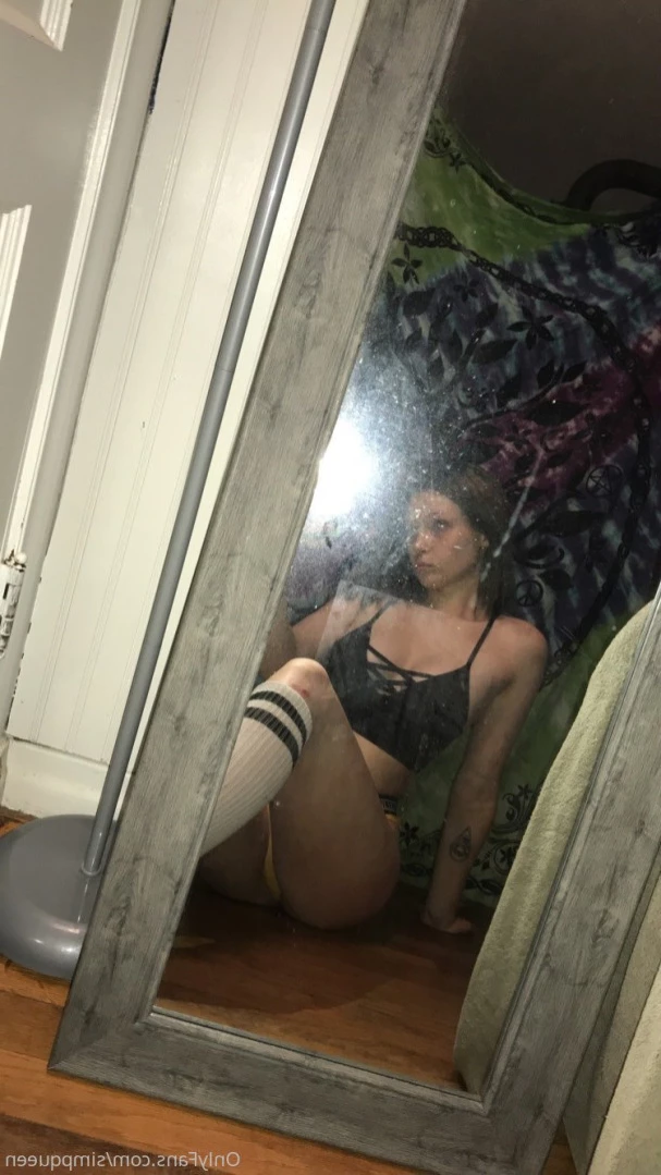 simpqueen 18+ [ simpqueen ] Onlyfans leaked photo 14899532 on Hotleaks.tv