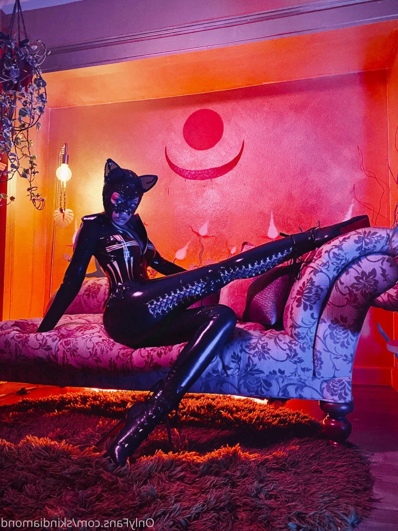 Madame Skin Diamond [ skindiamond ] Onlyfans leaked photo 8288518 on Hotleaks.tv