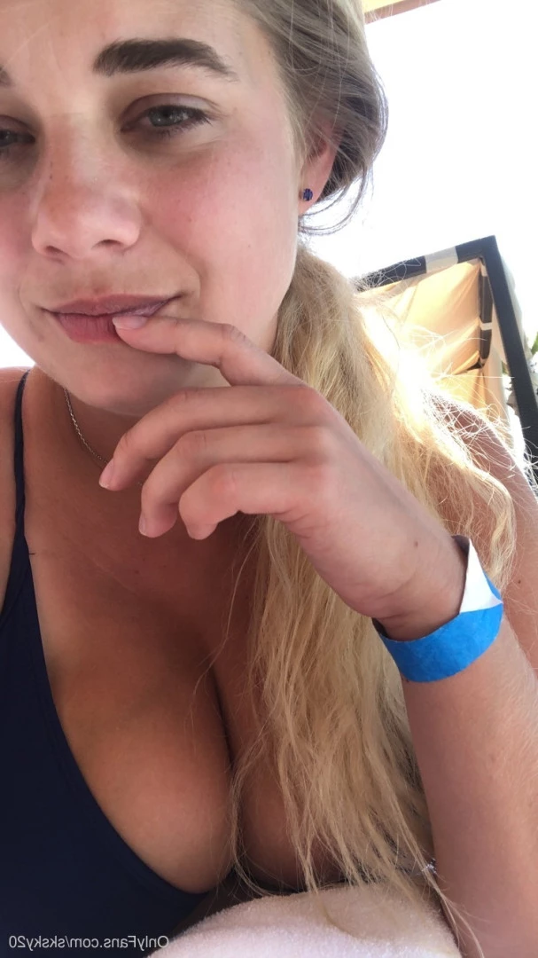 Skysky20 [ sksky20 ] Onlyfans leaked photo 8147056 on Hotleaks.tv