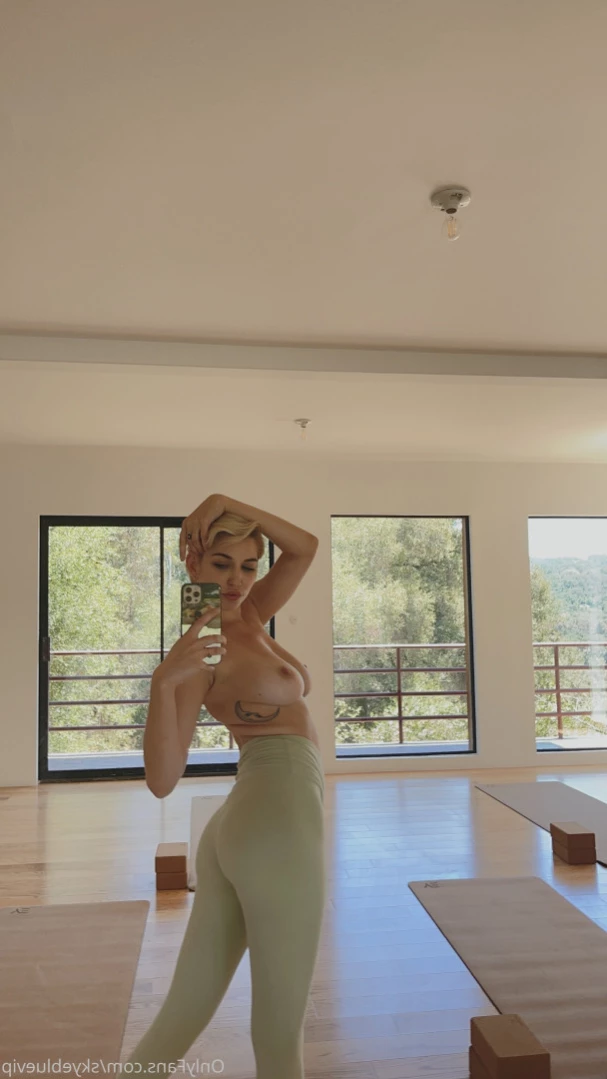 Skye Blue NO PPV [ skyebluegfe ] Onlyfans leaked photo 15804779 on Hotleaks.tv