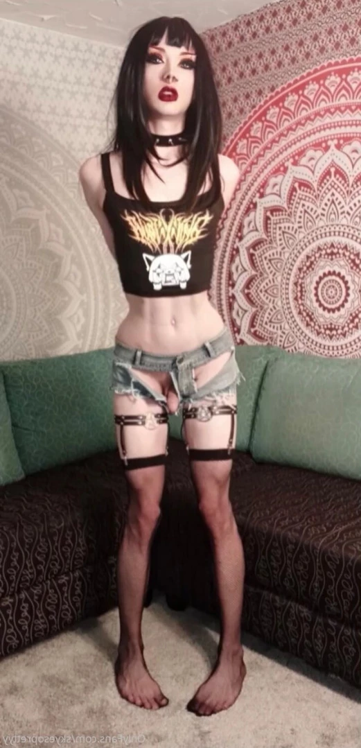 Skye [ skyesoprettyy ] Onlyfans leaked photo 11423989 on Hotleaks.tv