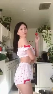 sleepychew Onlyfans leaked video 18170322 on Hotleaks.tv