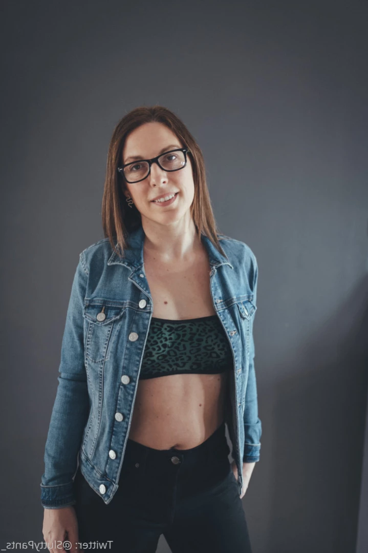 Average UK Mum [ averageukmum ] Onlyfans leaked photo 10902125 on Hotleaks.tv