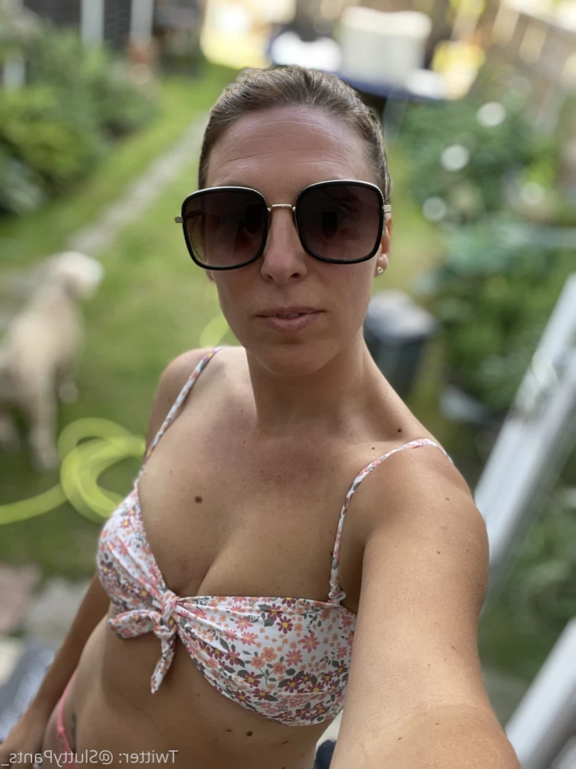 Average UK Mum [ averageukmum ] Onlyfans leaked photo 11410878 on Hotleaks.tv